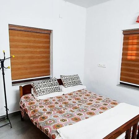 Forestay -3 Bhk Villa Kochi Pallipuram Exterior foto